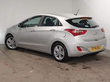 Used Hyundai i30 2016 for sale - 76471637: Photo