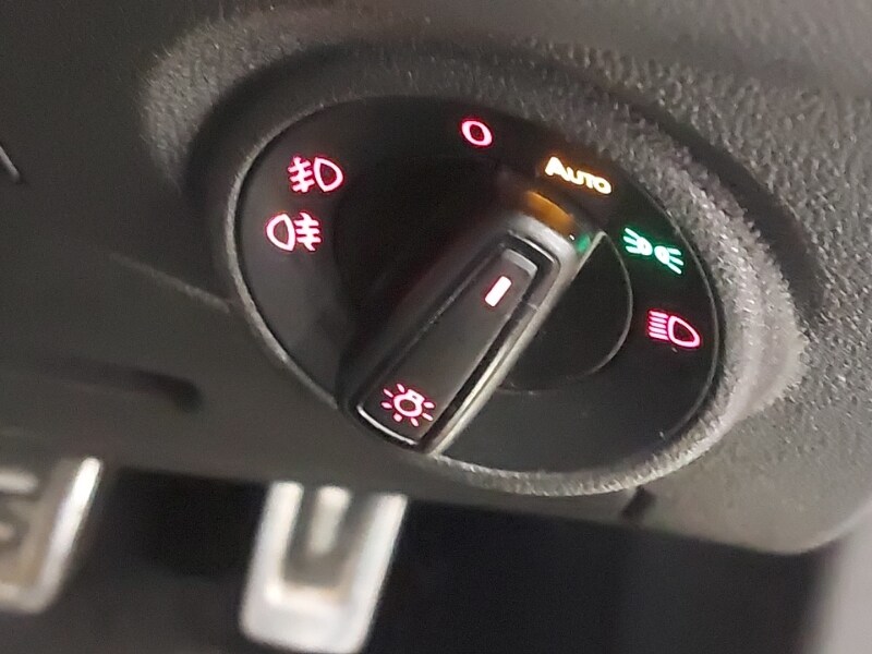 Used SEAT Leon 2019 for sale - 76683794: Photo 12