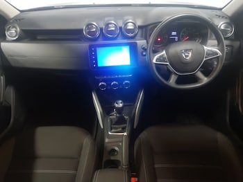 Used Dacia Duster 2022 for sale - 78932922: Photo