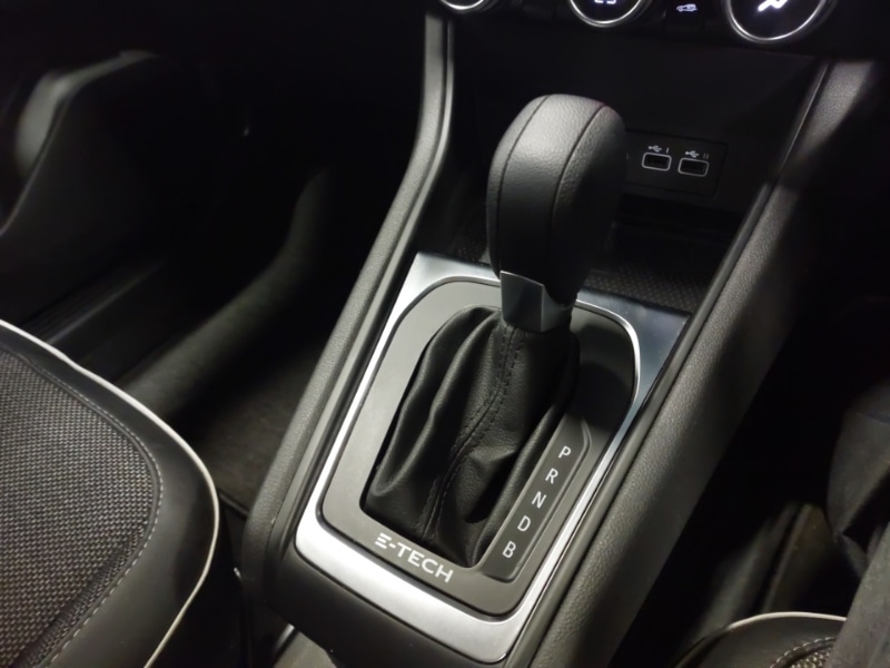 Used Renault Captur 2023 for sale - 77736619: Photo 18