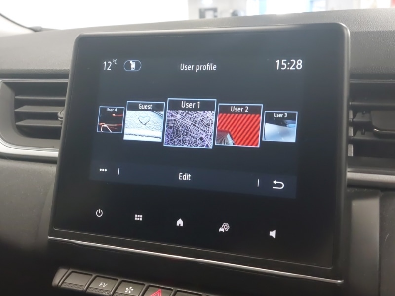 Used Renault Captur 2023 for sale - 77736619: Photo 19