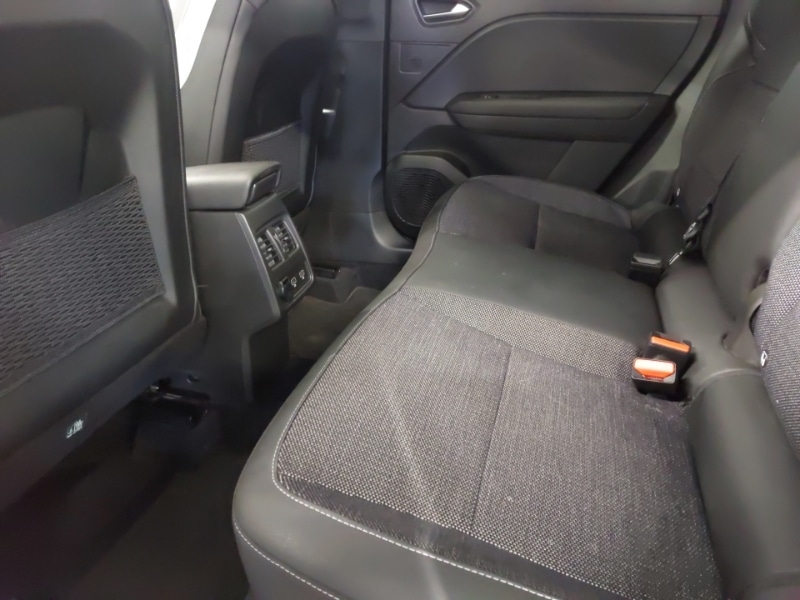 Used Renault Captur 2023 for sale - 77736619: Photo 6