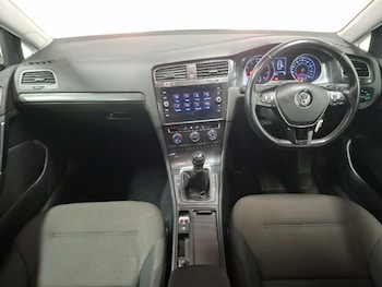 Used Volkswagen Golf 2018 for sale - 79101013: Photo