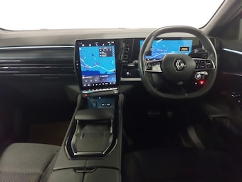 Used Renault Austral 2023 for sale - 76187975: Photo 2