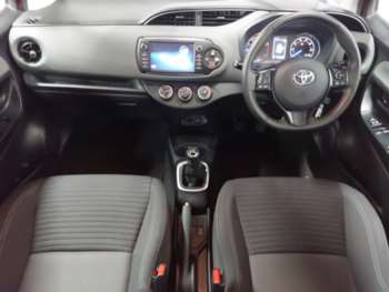 Used Toyota Yaris 2020 for sale - 75345384: Photo