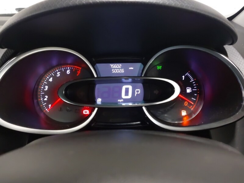 Used Renault Clio 2016 for sale - 77491693: Photo 11