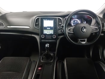 Used Renault Megane 2017 for sale - 76464950: Photo