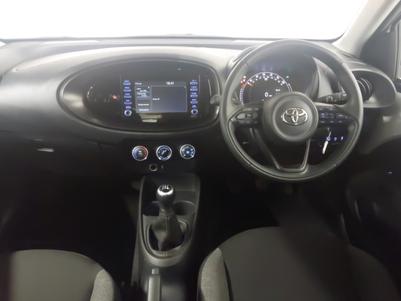 Used Toyota Aygo X 2022 for sale - 76335557: Photo 2