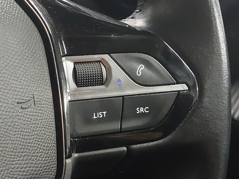 Used Peugeot 208 2020 for sale - 77782353: Photo 16