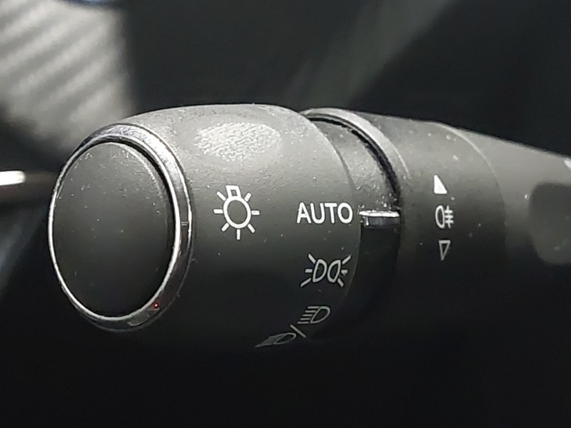 Used Peugeot 208 2021 for sale - 76403683: Photo 14