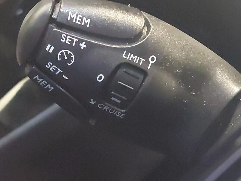 Used Peugeot 2008 2023 for sale - 77731689: Photo 14