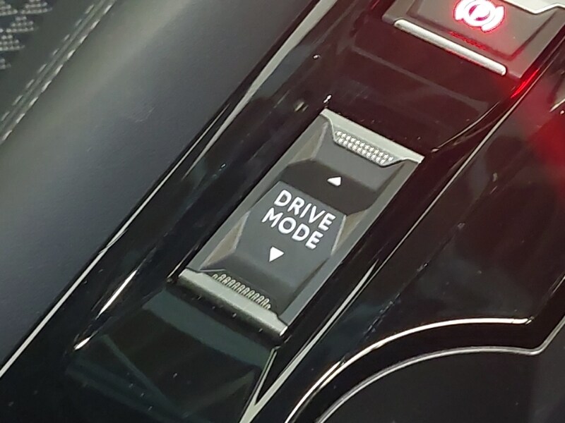 Used Peugeot 2008 2023 for sale - 77731689: Photo 18