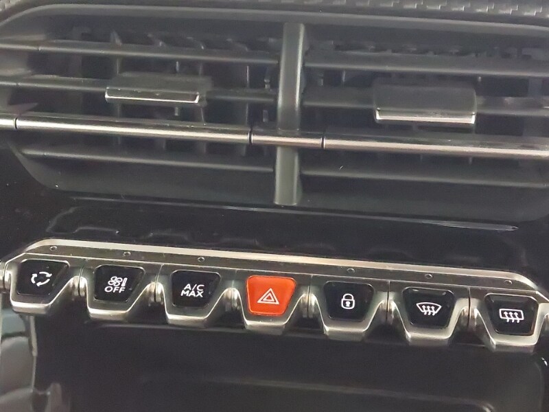 Used Peugeot 208 2022 for sale - 77272937: Photo 18