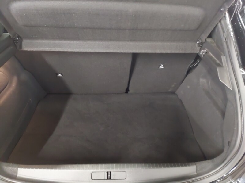 Used Peugeot 208 2022 for sale - 77272937: Photo 8