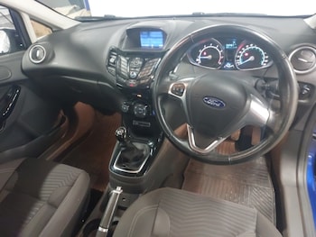 Used Ford Fiesta 2016 for sale - 76951863: Photo