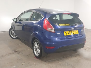 Used Ford Fiesta 2016 for sale - 76951863: Photo