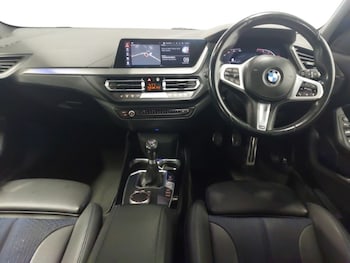 Used BMW 1 Series 2022 for sale - 76879899: Photo