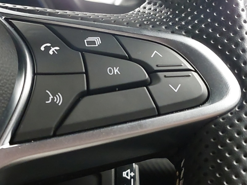 Used Renault Captur 2024 for sale - 77793149: Photo 13