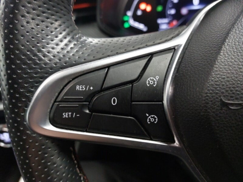 Used Renault Clio 2021 for sale - 76795228: Photo 13