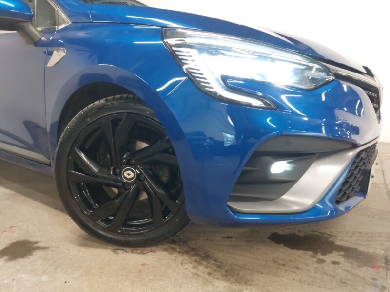 Used Renault Clio 2021 for sale - 76795228: Photo 9