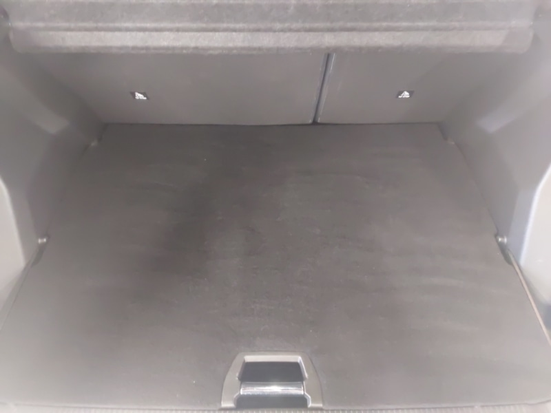 Used Peugeot 2008 2021 for sale - 77837890: Photo 8