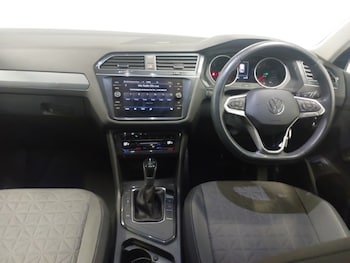 Used Volkswagen Tiguan 2023 for sale - 78490459: Photo