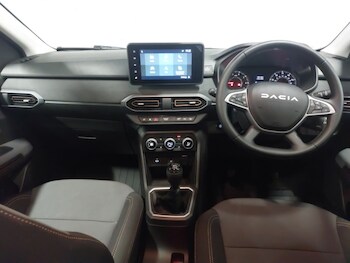 Used Dacia Sandero Stepway 2025 for sale - 77682413: Photo