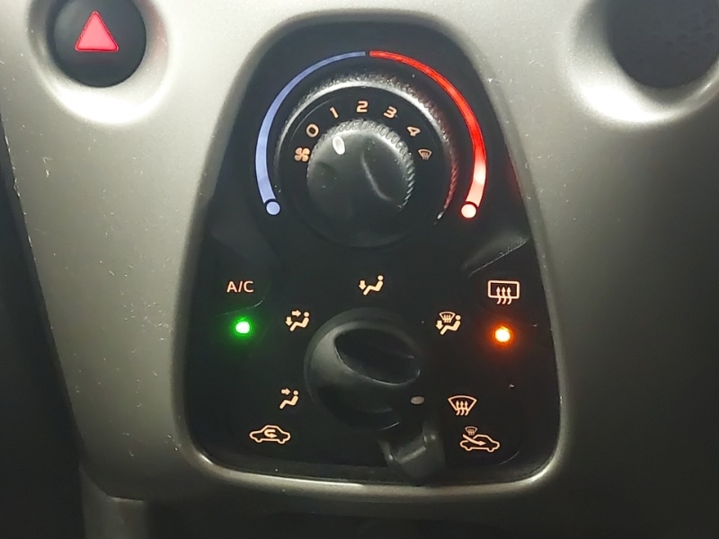 Used Peugeot 108 2017 for sale - 76721344: Photo 13