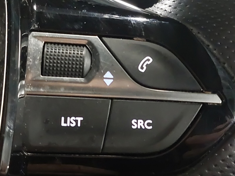 Used Peugeot 2008 2021 for sale - 78023058: Photo 13