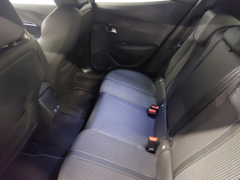 Used Peugeot 2008 2021 for sale - 78023058: Photo 6