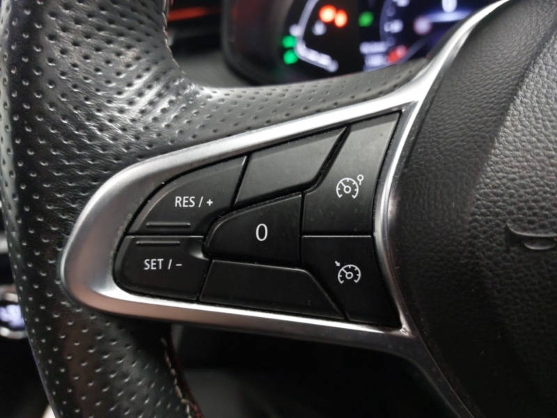 Used Renault Clio 2021 for sale - 76587284: Photo 13