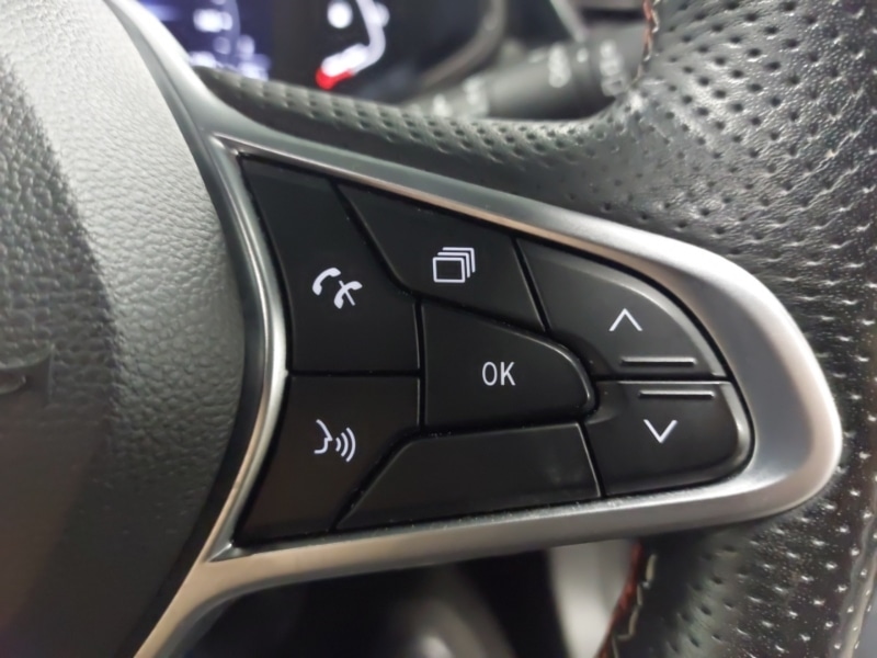 Used Renault Clio 2021 for sale - 76587284: Photo 14