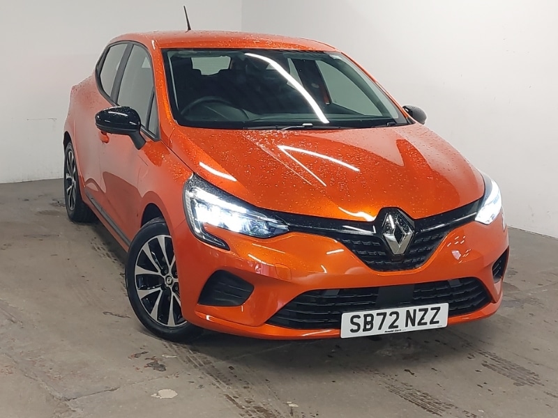 Used Renault Clio 2023 for sale - 76348261: Photo 1