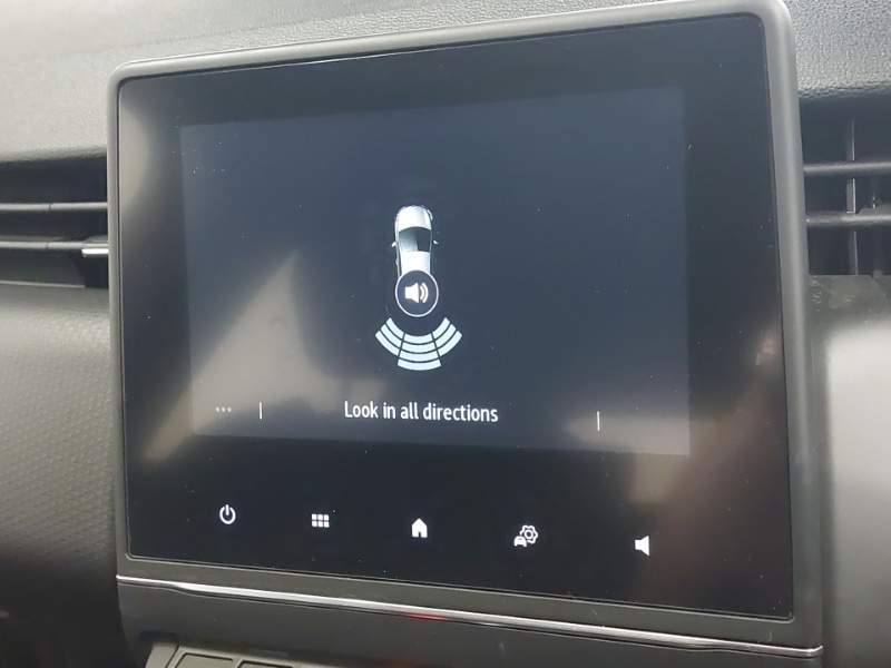 Used Renault Clio 2023 for sale - 76348261: Photo 13