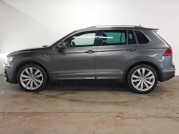 Used Volkswagen Tiguan 2020 for sale - 77652012: Photo