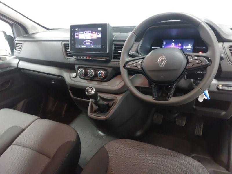 Used Renault Trafic 2025 for sale - 76579400: Photo 2