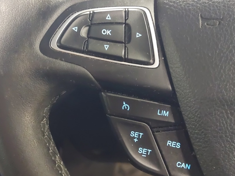 Used Ford Focus 2017 for sale - 76427423: Photo 14