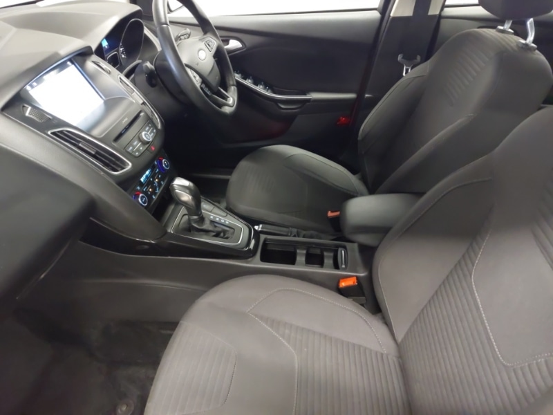 Used Ford Focus 2017 for sale - 76427423: Photo 5