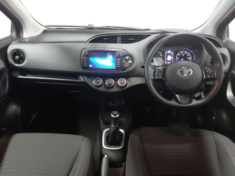Used Toyota Yaris 2019 for sale - 76621755: Photo 2