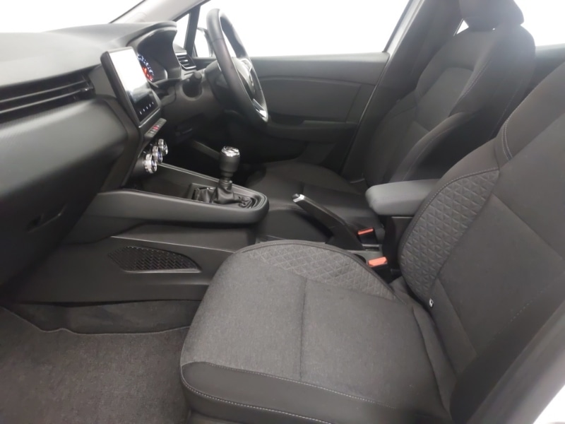 Used Renault Clio 2022 for sale - 76816148: Photo 5