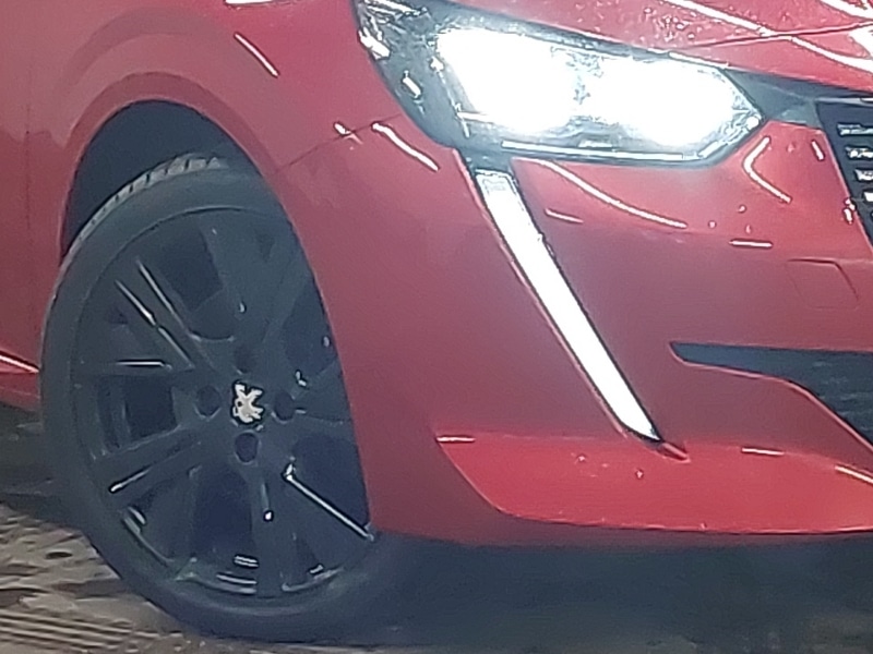 Used Peugeot 208 2020 for sale - 76726351: Photo 9