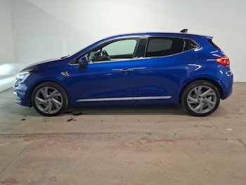 Used Renault Clio 2022 for sale - 79486121: Photo