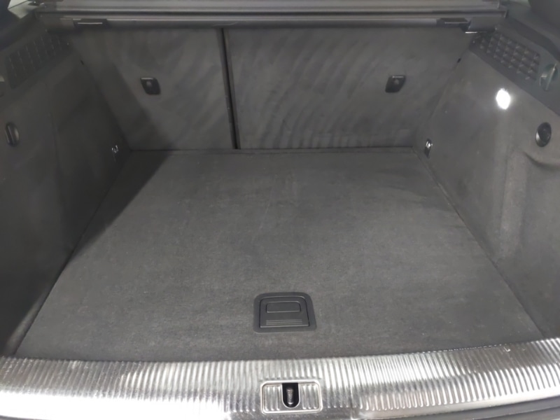 Used Audi Q3 2017 for sale - 77265552: Photo 8