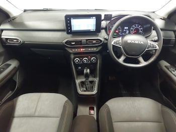 Used Dacia Sandero Stepway 2024 for sale - 78368997: Photo