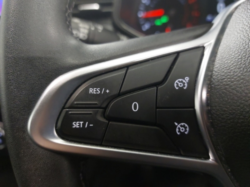 Used Renault Clio 2022 for sale - 76160574: Photo 15