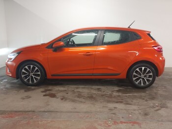 Used Renault Clio 2022 for sale - 76160574: Photo 4