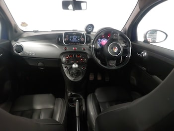 Used Abarth 595 2018 for sale - 76393007: Photo