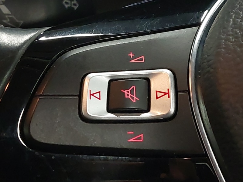 Used Volkswagen Polo 2019 for sale - 77379824: Photo 15