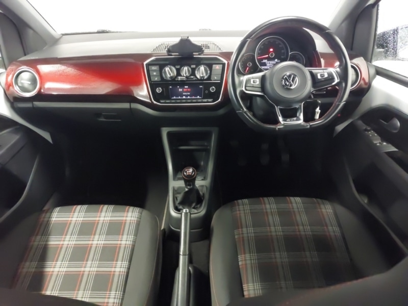 Used Volkswagen up! 2019 for sale - 77518198: Photo 2