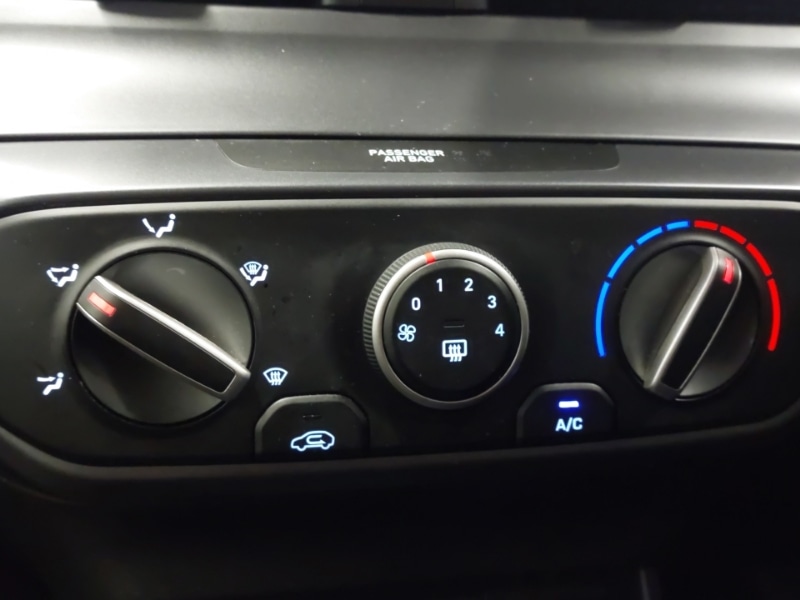 Used Hyundai i20 2023 for sale - 77343288: Photo 18